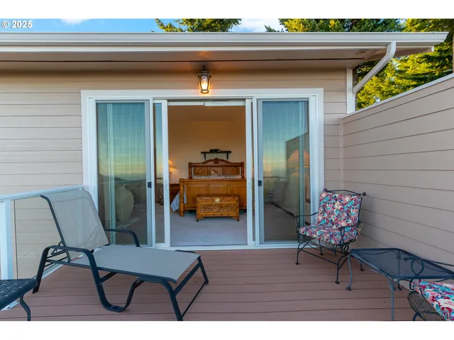 $2,200,000 | 30609 Northeast Spud Mountain Road, Camas, WA 98607