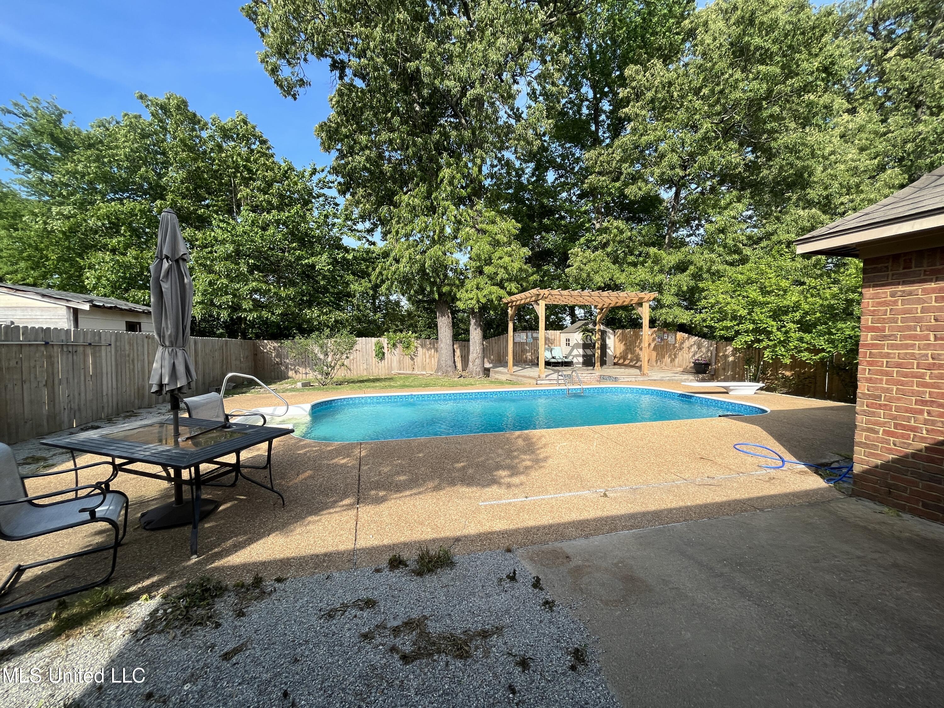1814 Timber Way North Hernando, MS 38632 - Photo 25 of 29 20230508_215612576_iOS