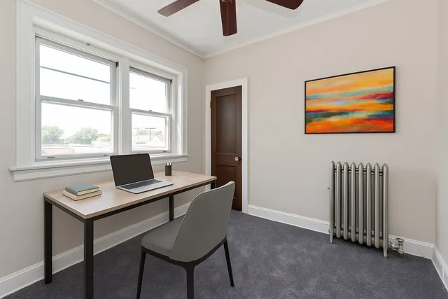 $1,500 | 7422 South Bennett Avenue, Unit 2, Chicago, IL 60649