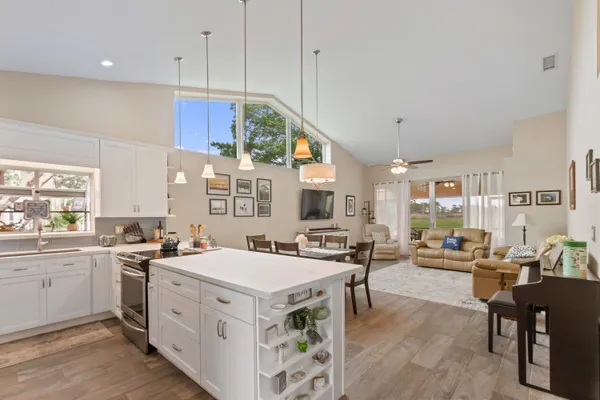 $8,500 | 1401 Mahogany Place, Palm Beach Gardens, FL 33418