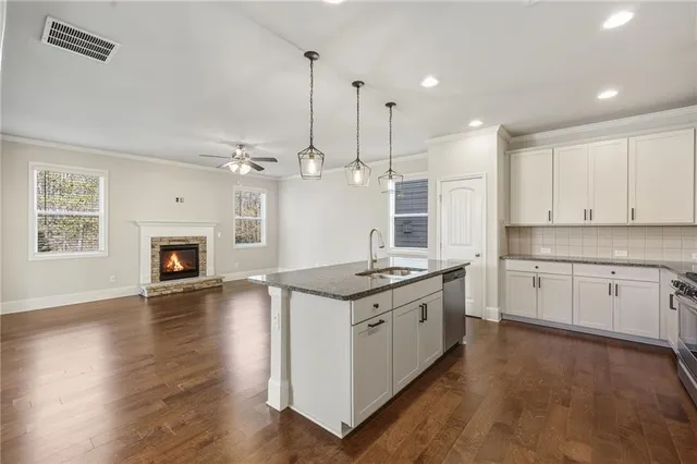 $2,500 | 6496 Crosscreek Lane, Flowery Branch, GA 30542