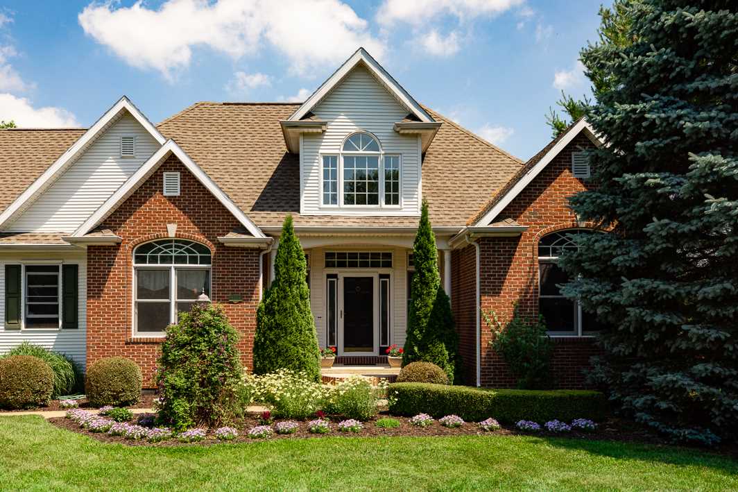 4160 North Sullivan Road Leesburg, IN 46538 - Photo 1 of 22 Gallery Image 1