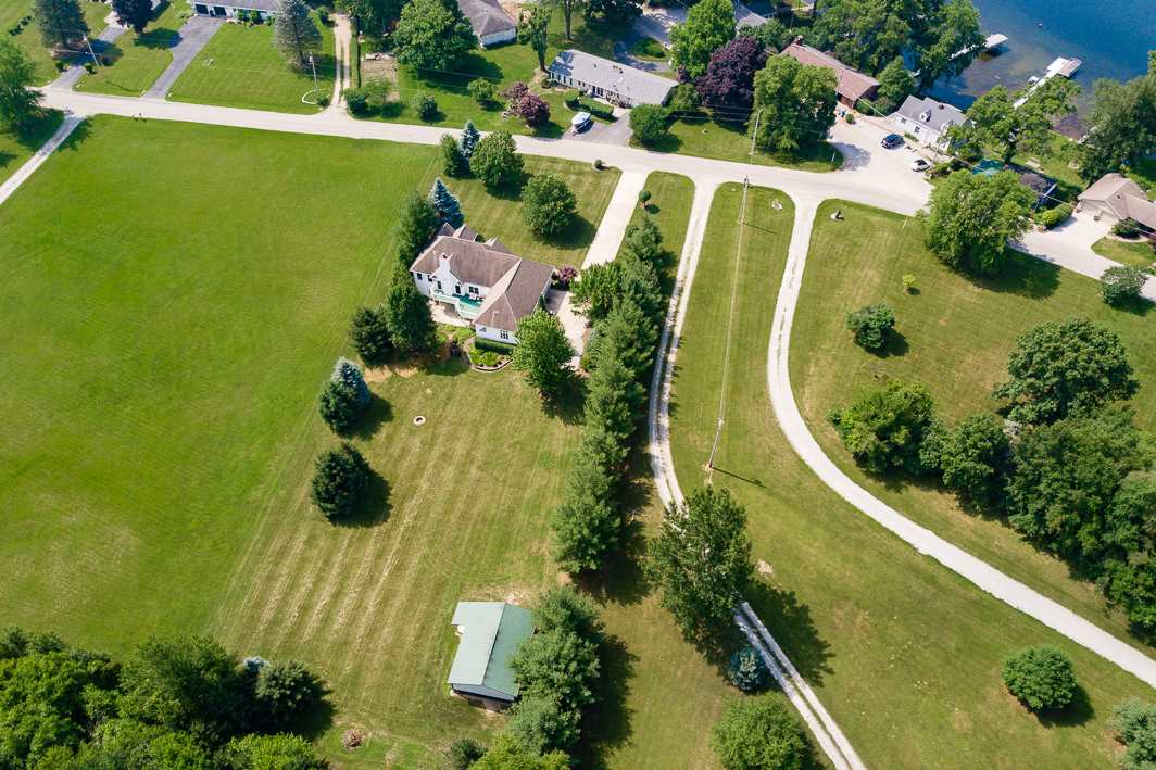 4160 North Sullivan Road Leesburg, IN 46538 - Photo 3 of 22 Gallery Image 3