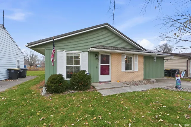 $169,000 | 2814 Prairie Grove Drive, Fort Wayne, IN 46809