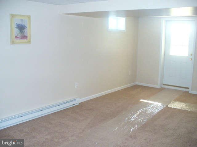 12460 Walnut Point Road Hagerstown, MD 21740 - Photo 25 of 30 Family Room