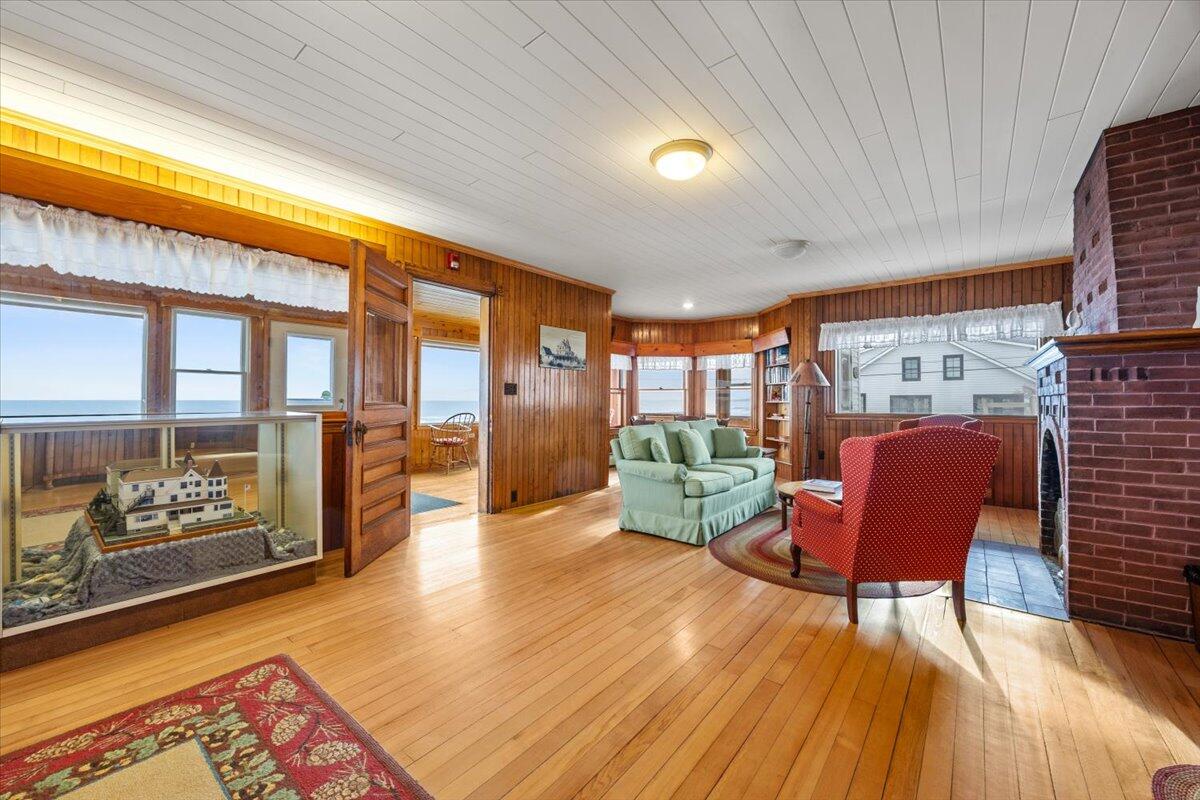 2 Bayview Avenue Scarborough, ME 04074 - Photo 16 of 87 17-2 Bayview-17