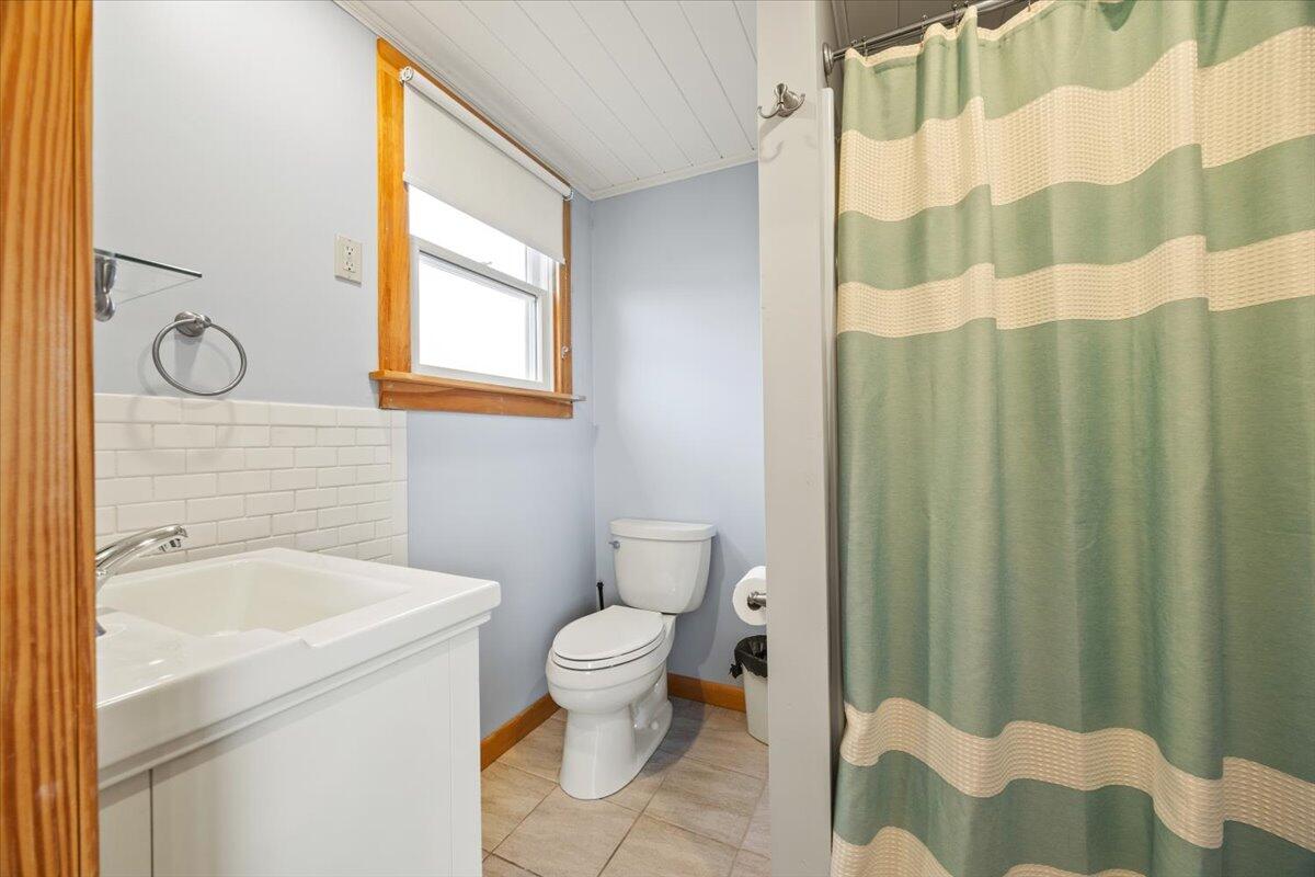 2 Bayview Avenue Scarborough, ME 04074 - Photo 39 of 87 40-2 Bayview-40