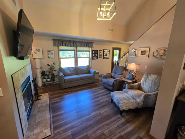$329,900 | 11-a24 Bunker Lane, Apple River, IL 61001