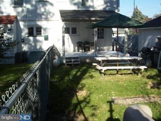 7 West Garrison Road Brookhaven, PA 19015 - Photo 3 of 6 Gallery Image 3