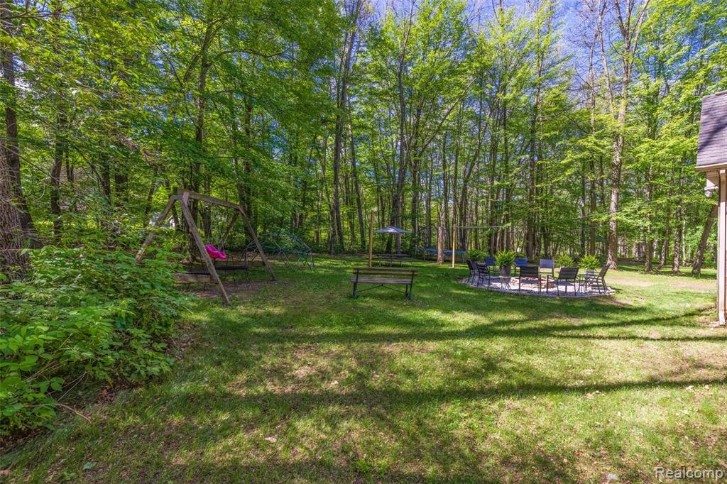 2516 East Sutton Road Metamora, MI 48455 - Photo 37 of 50