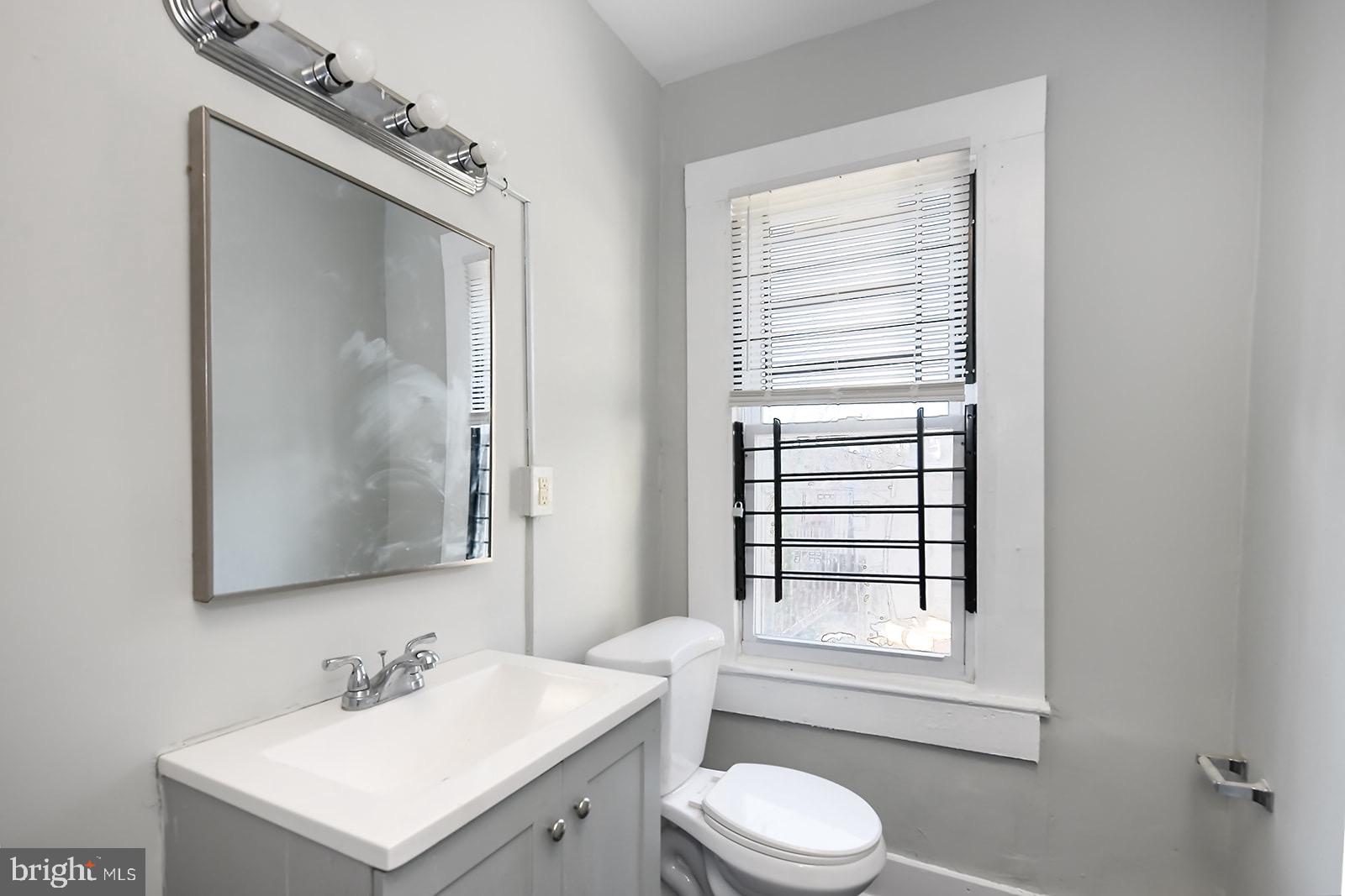 1037 Edmondson Avenue, Unit 2 Baltimore, MD 21223 - Photo 11 of 14
