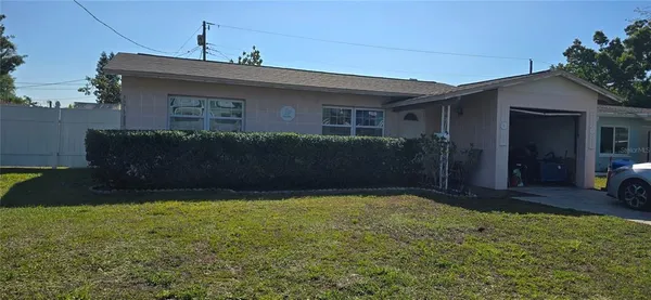 $225,000 | 9483 55th Street North, Pinellas Park, FL 33782