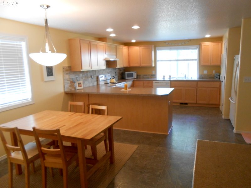 3158 South Cedar Ridge Drive Ridgefield, WA 98642 - Photo 5 of 28 Gallery Image 5