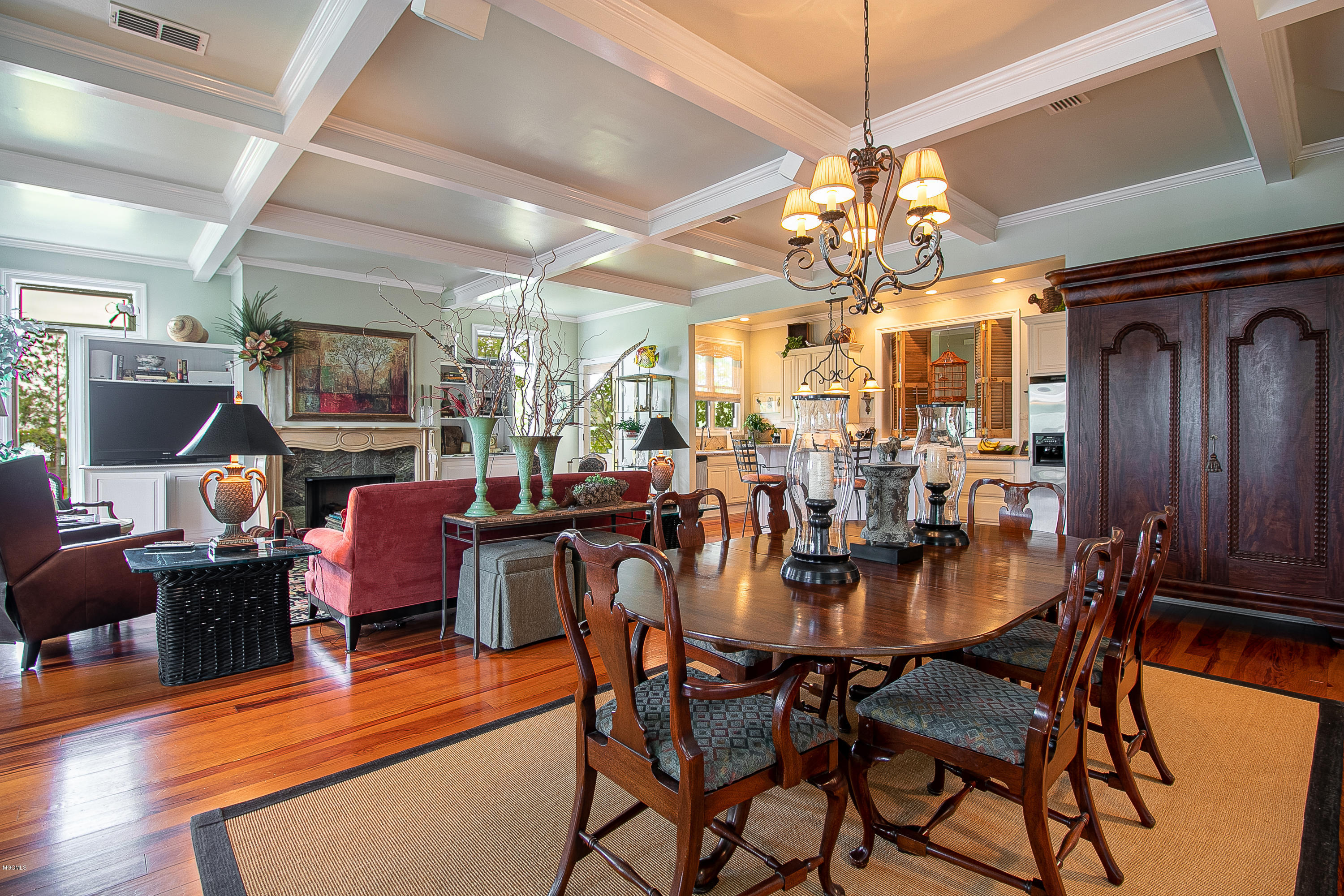 79 Poindexter Drive Pass Christian, MS 39571 - Photo 13 of 32 dining