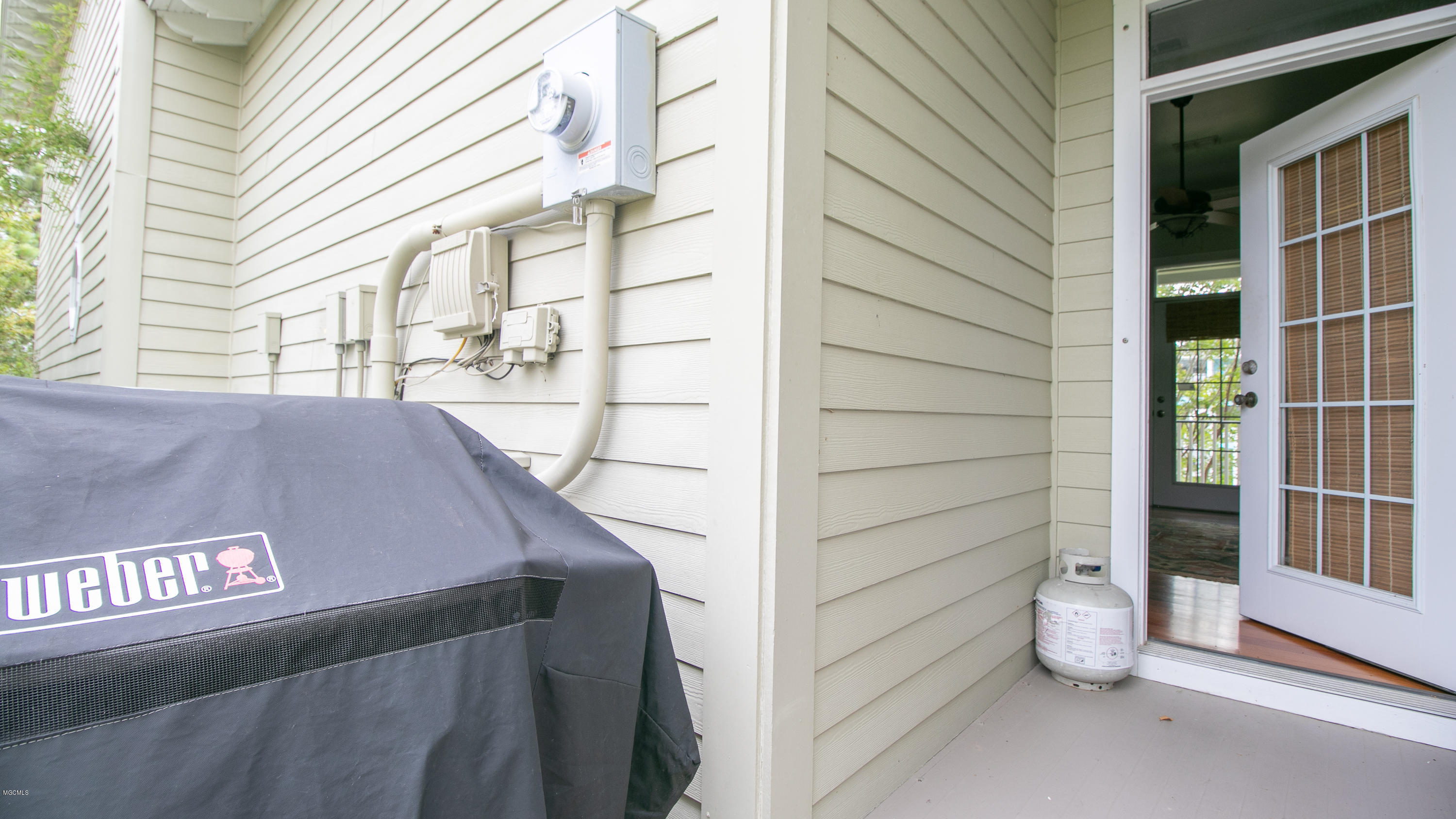 79 Poindexter Drive Pass Christian, MS 39571 - Photo 29 of 32 grilling porch
