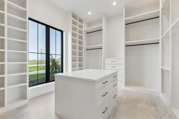 $1,970,000 | 2016 Verona Drive, Weatherford, TX 76087