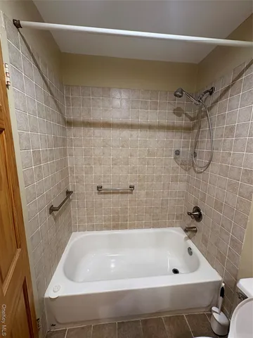 $2,300 | 1701 Crompond Road, Peekskill, NY 10566