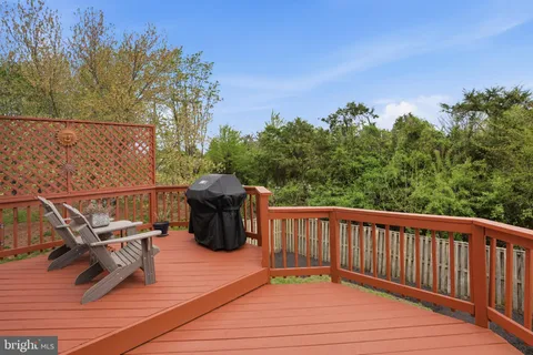 a view of deck with patio