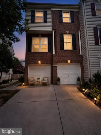 $3,400 | 4663 Flatlick Branch Drive, Chantilly, VA 20151