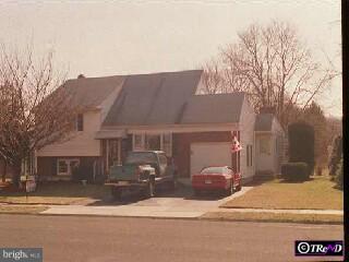 2704 Tennyson Avenue Sinking Spring, PA 19608 - Photo 1 of 5 Gallery Image 1