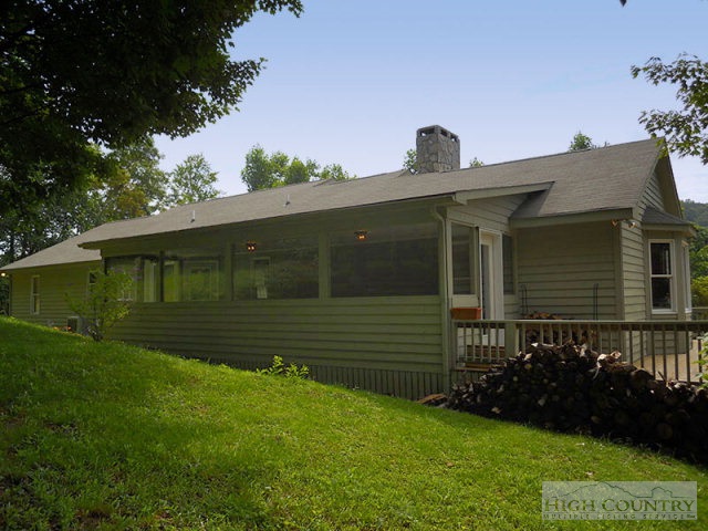 3236 Russ Cornett Road Boone, NC 28607 - Photo 11 of 26 Gallery Image 11