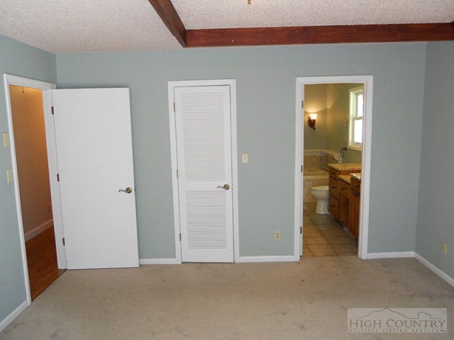 3236 Russ Cornett Road Boone, NC 28607 - Photo 5 of 26 Gallery Image 5