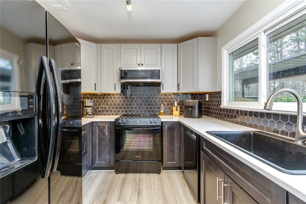 1930 Variations Drive Northeast Atlanta, GA 30329 - Photo 21 of 50