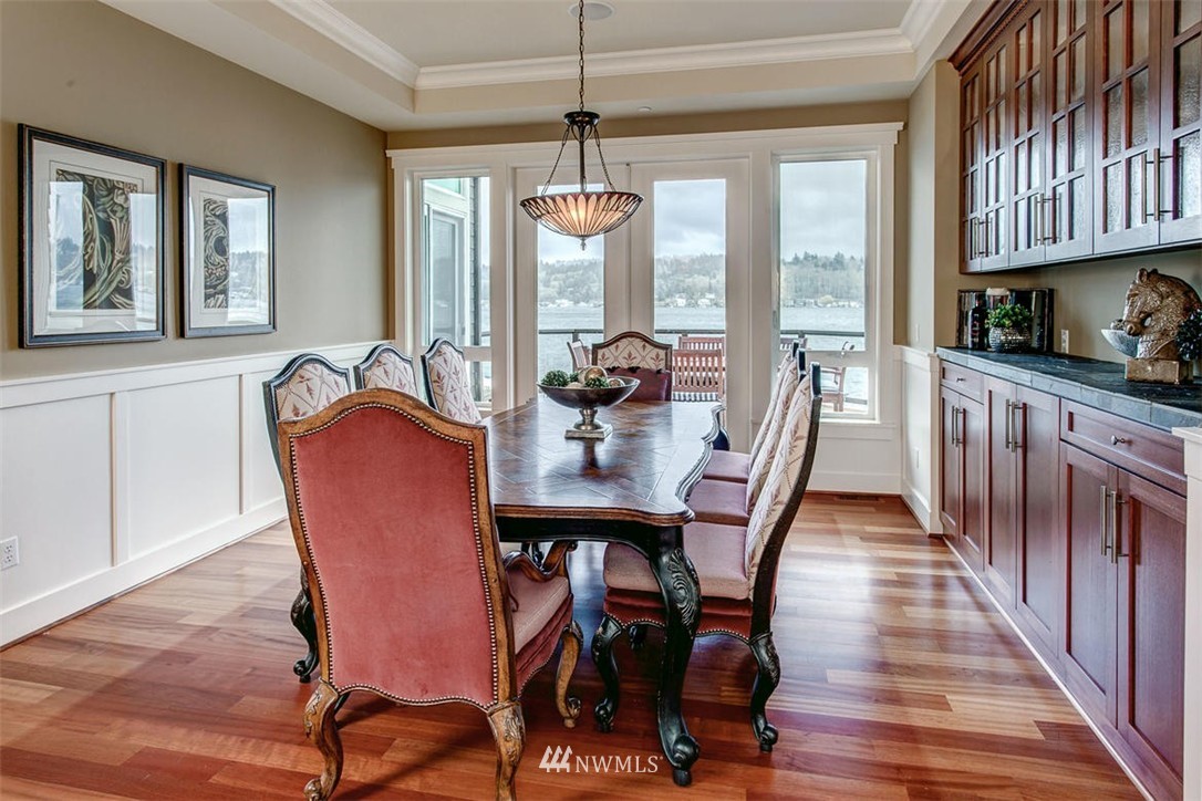5656 East Mercer Way Mercer Island, WA 98040 - Photo 5 of 25