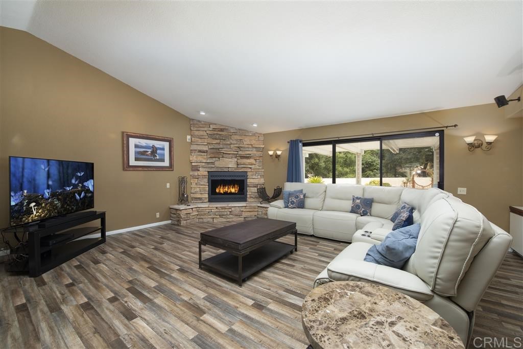 25462 Pappas Road Ramona, CA 92065 - Photo 7 of 13 Gallery Image 7