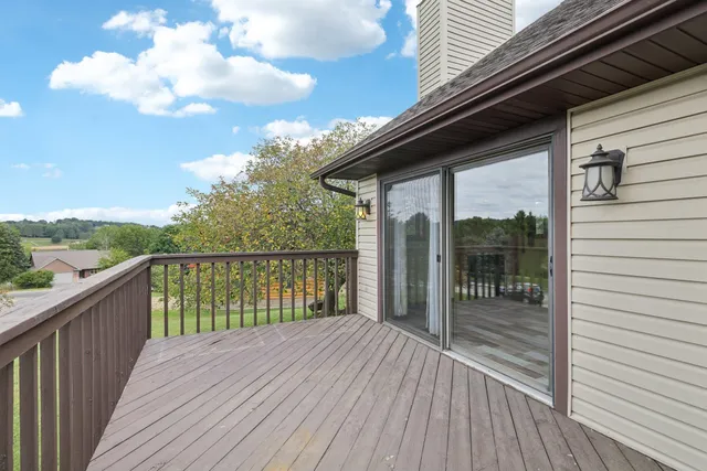 $399,000 | S1210 Remington Drive, La Valle, WI 53941