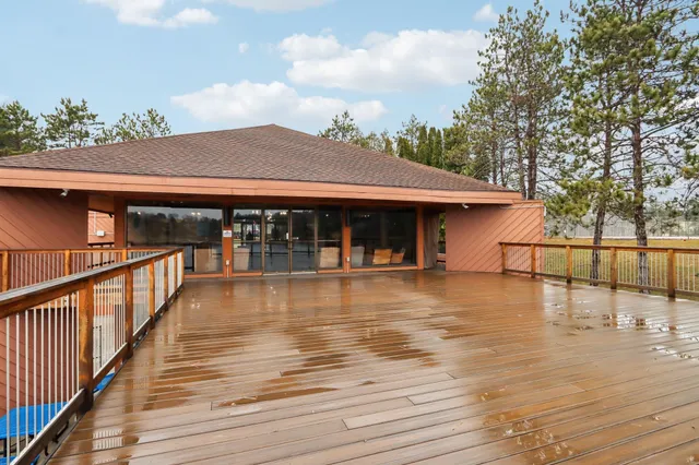 $399,000 | S1210 Remington Drive, La Valle, WI 53941