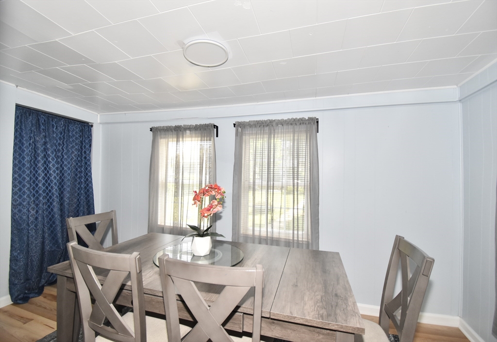 106 Suffolk Street Springfield, MA 01109 - Photo 11 of 18