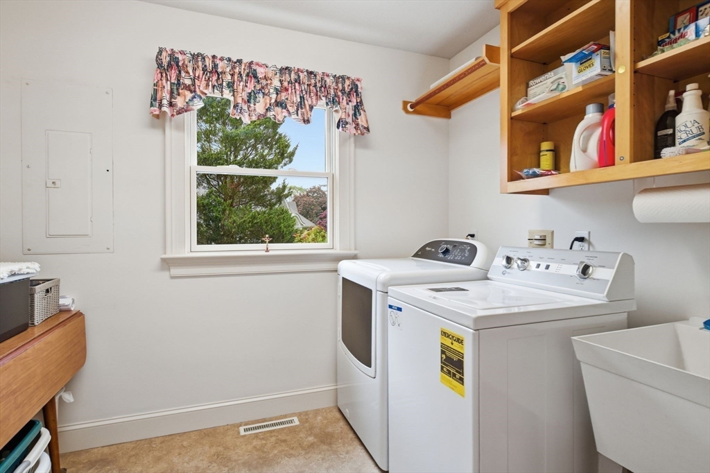 64 Prynnwood Road Longmeadow, MA 01106 - Photo 34 of 42 Gallery Image 34