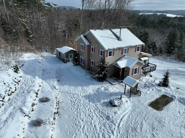 $449,000 | 60 Currier Hill Road, Topsham, VT 05040