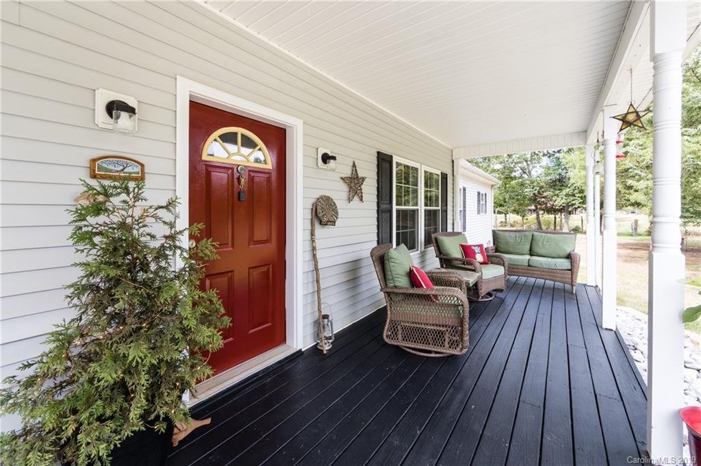 1943 Sutton Spring Road York, SC 29745 - Photo 3 of 48