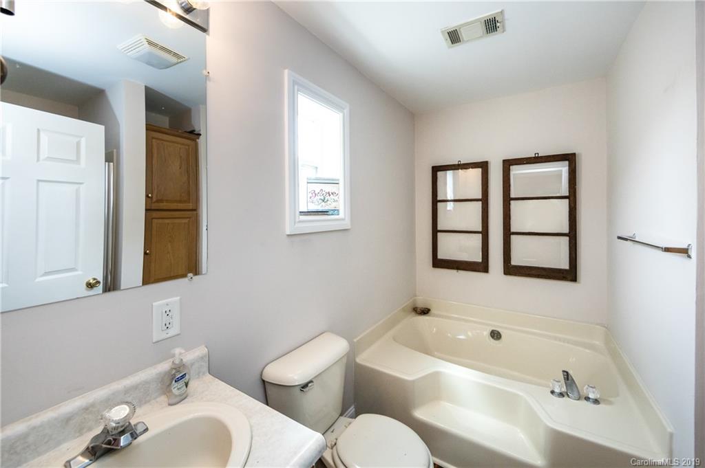 1943 Sutton Spring Road York, SC 29745 - Photo 33 of 48