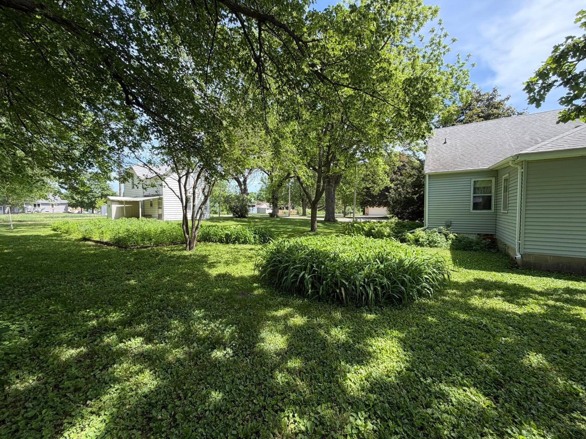 608 8th Street Southeast Waseca, MN 56093 - Photo 4 of 54