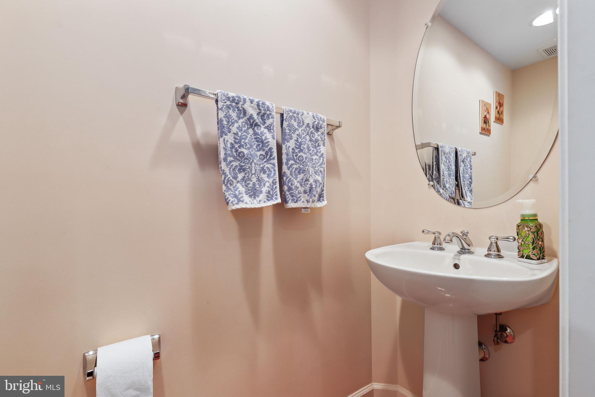 14556 Old Mill Road Centreville, VA 20121 - Photo 17 of 52 Gallery Image 17
