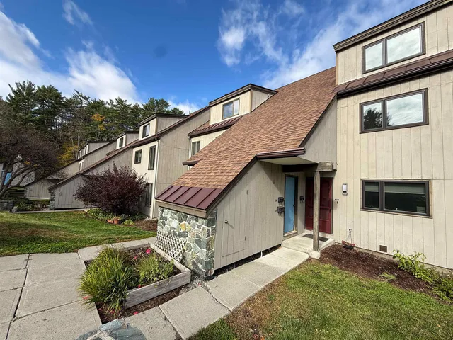 $525,000 | 126 Brook Hollow, Unit 126, Hanover, NH 03755