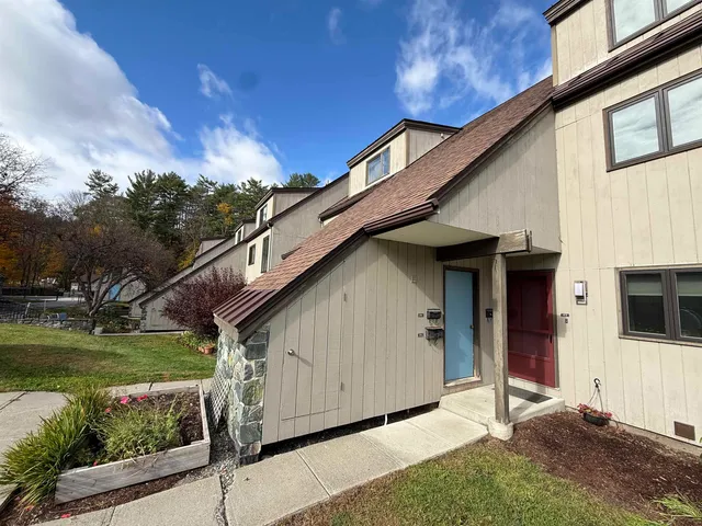 $525,000 | 126 Brook Hollow, Unit 126, Hanover, NH 03755