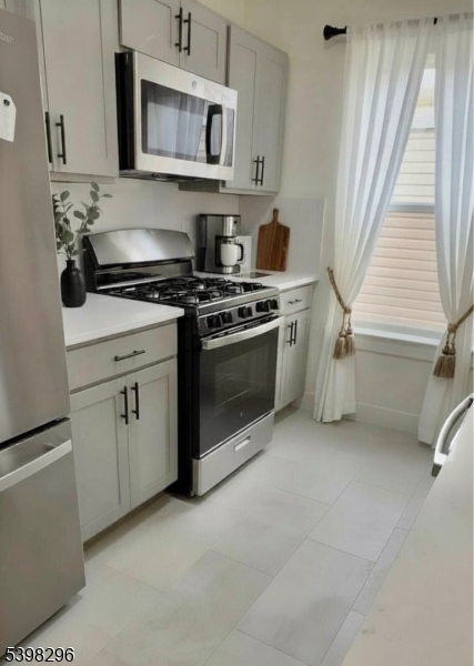 335 21st Street Irvington, NJ 07111 - Photo 3 of 11