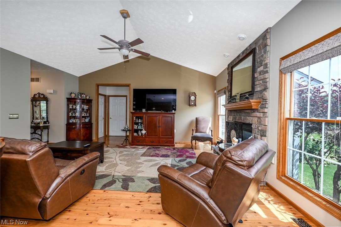 4434 Johnson Road Barberton, OH 44203 - Photo 13 of 34 Gallery Image 13