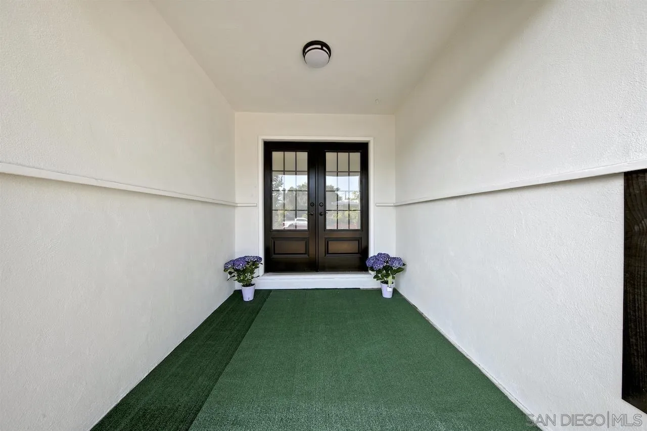 1050 Tiger Tail Road Vista, CA 92084 - Photo 2 of 28