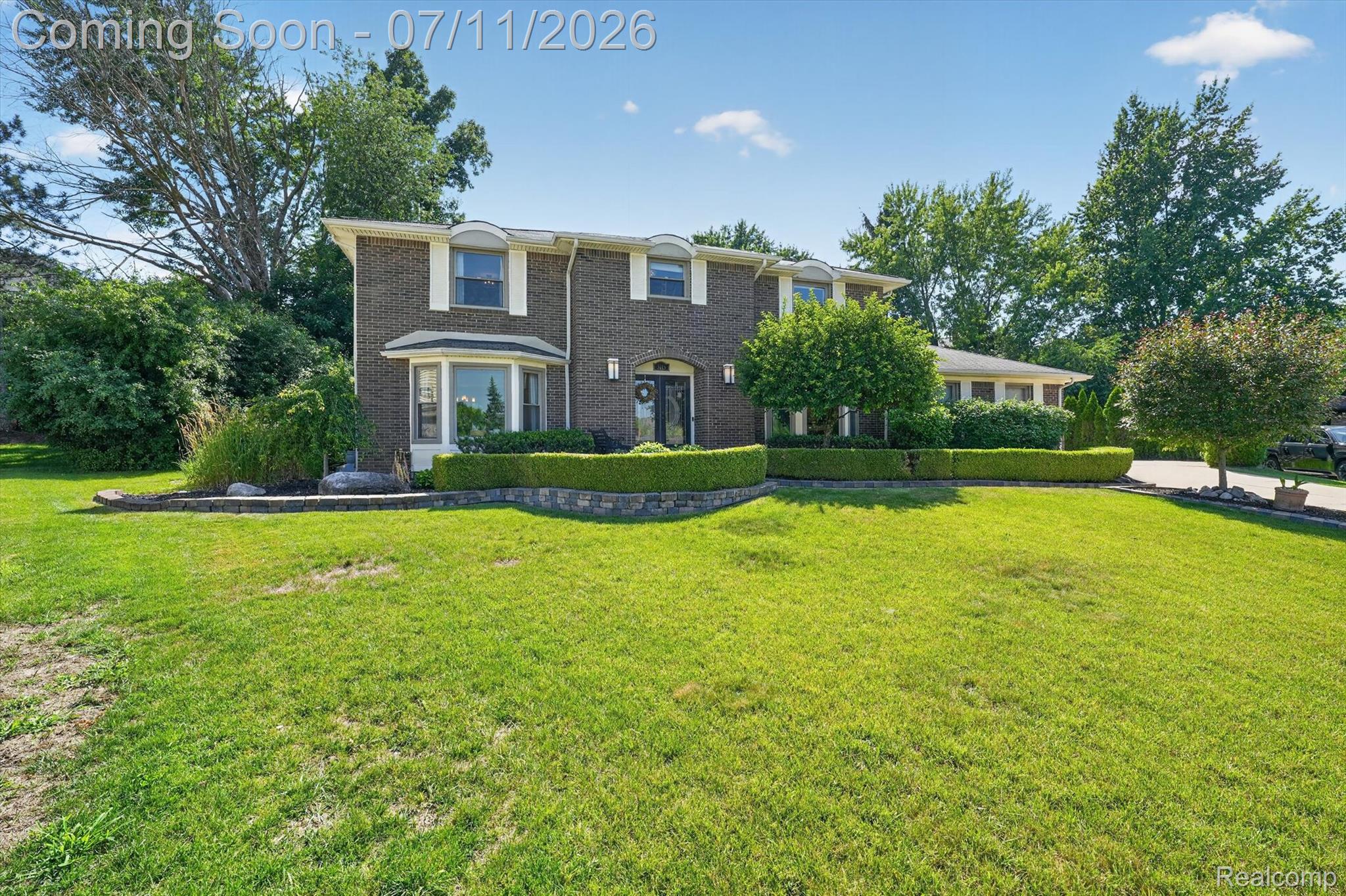3115 Glengrove Drive Rochester, MI 48309 - Photo 2 of 66 02-3115-Glengrove-Dr-WindowStill-Photography.jpg