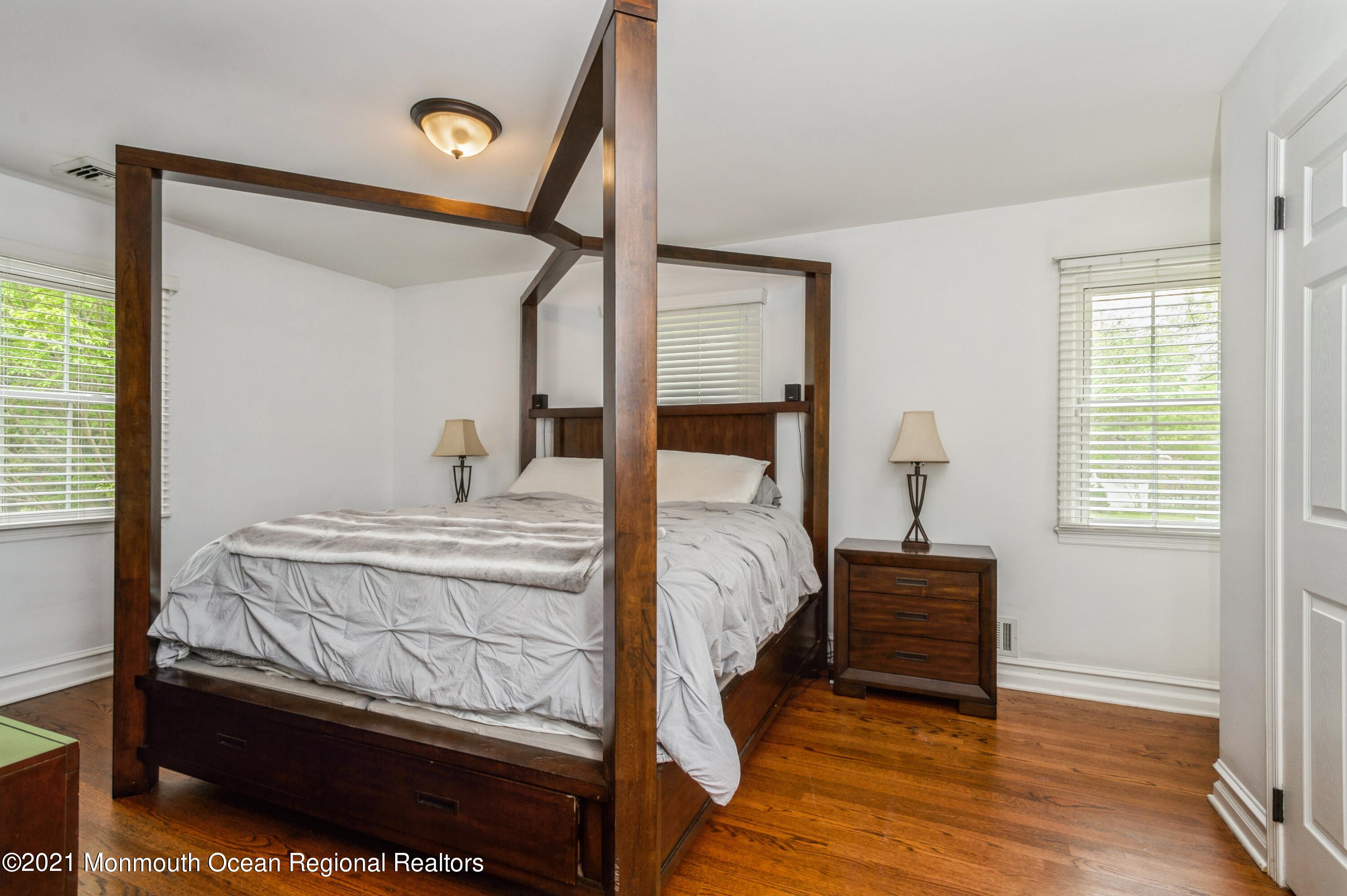 186 Ballantine Road Middletown, NJ 07748 - Photo 14 of 25 14_186Ballentine_14_PrimaryBedroom_HiRes