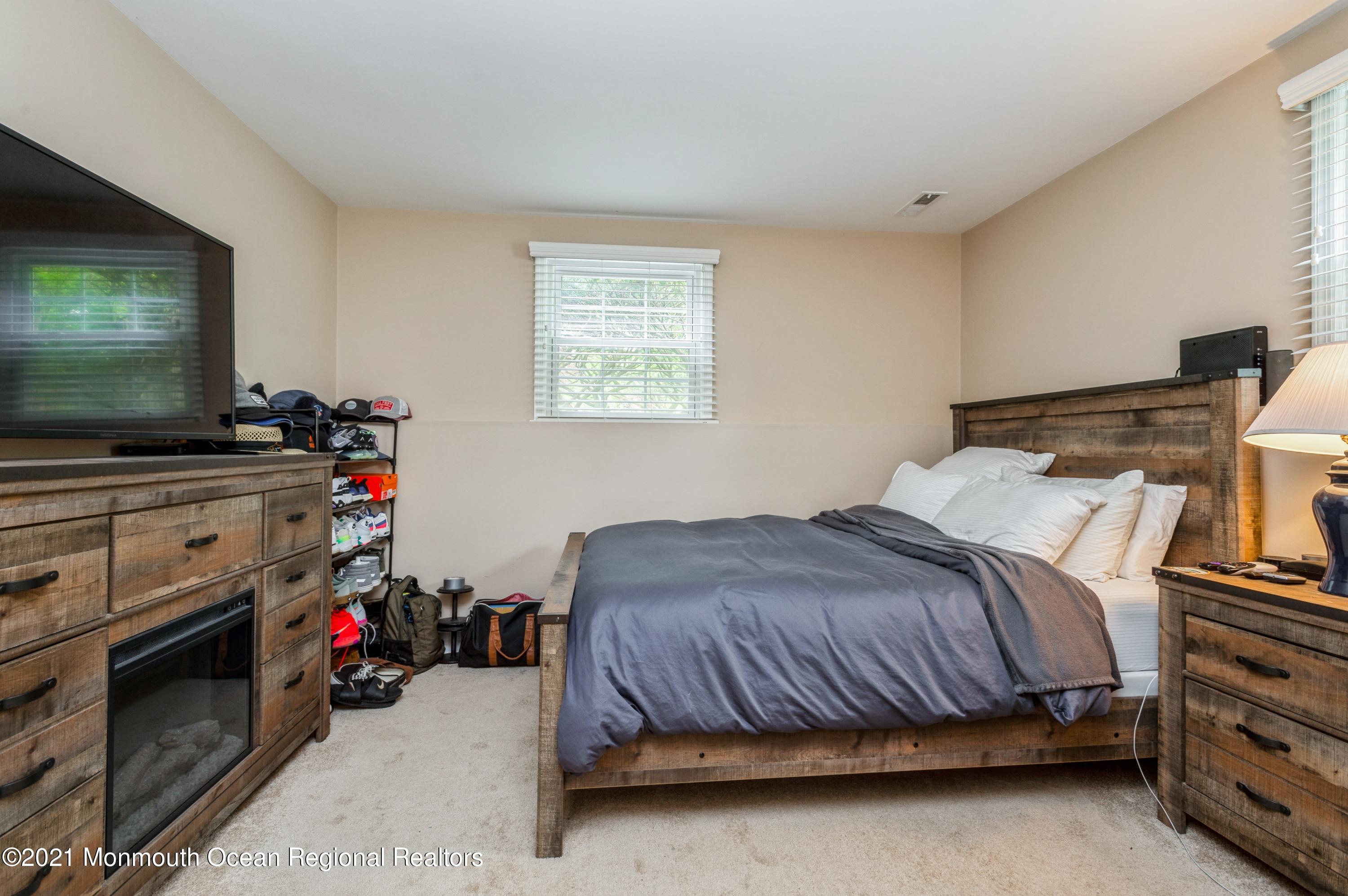 186 Ballantine Road Middletown, NJ 07748 - Photo 19 of 25 19_186Ballentine_161_4thBedroom_HiRes