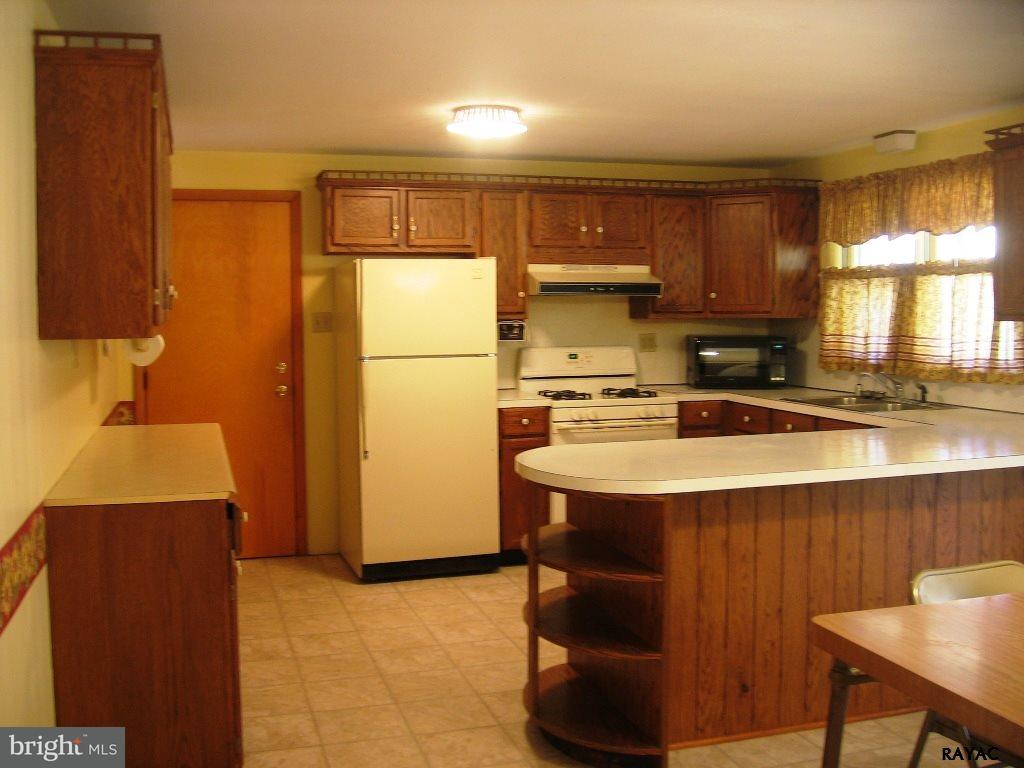 27 Valley Road Shrewsbury, PA 17361 - Photo 6 of 14 Gallery Image 6