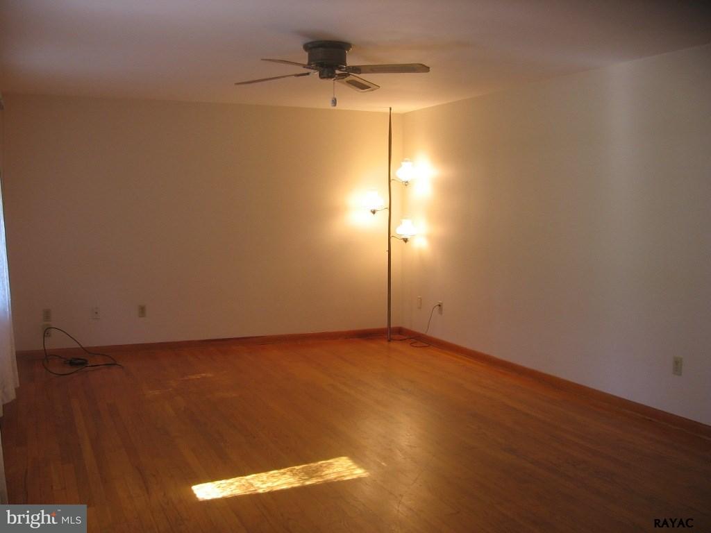 27 Valley Road Shrewsbury, PA 17361 - Photo 8 of 14 Gallery Image 8