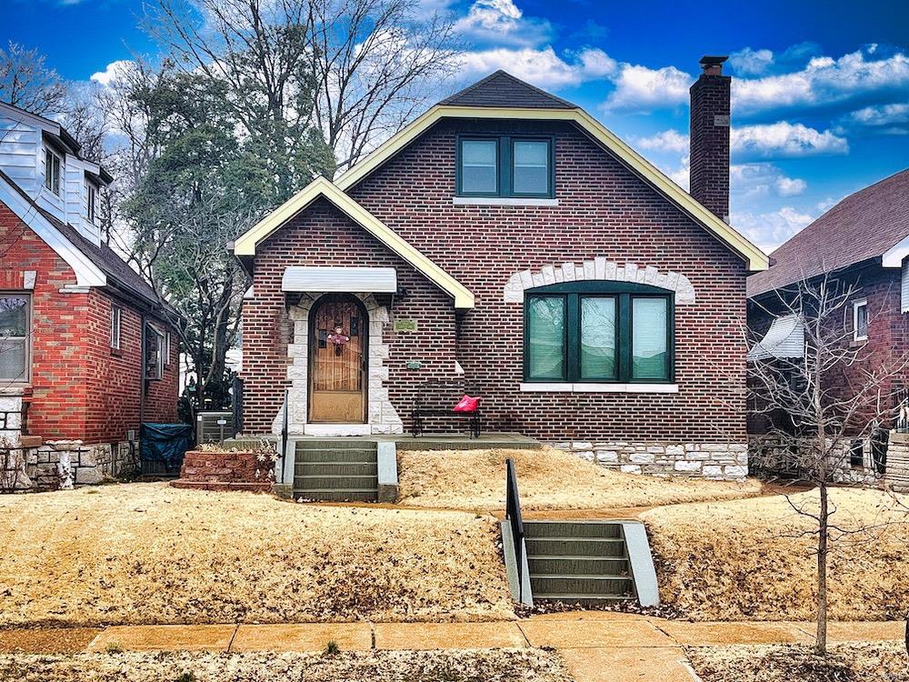 5721 Rhodes Avenue St. Louis, MO 63109 - Photo 1 of 23 Gallery Image 1