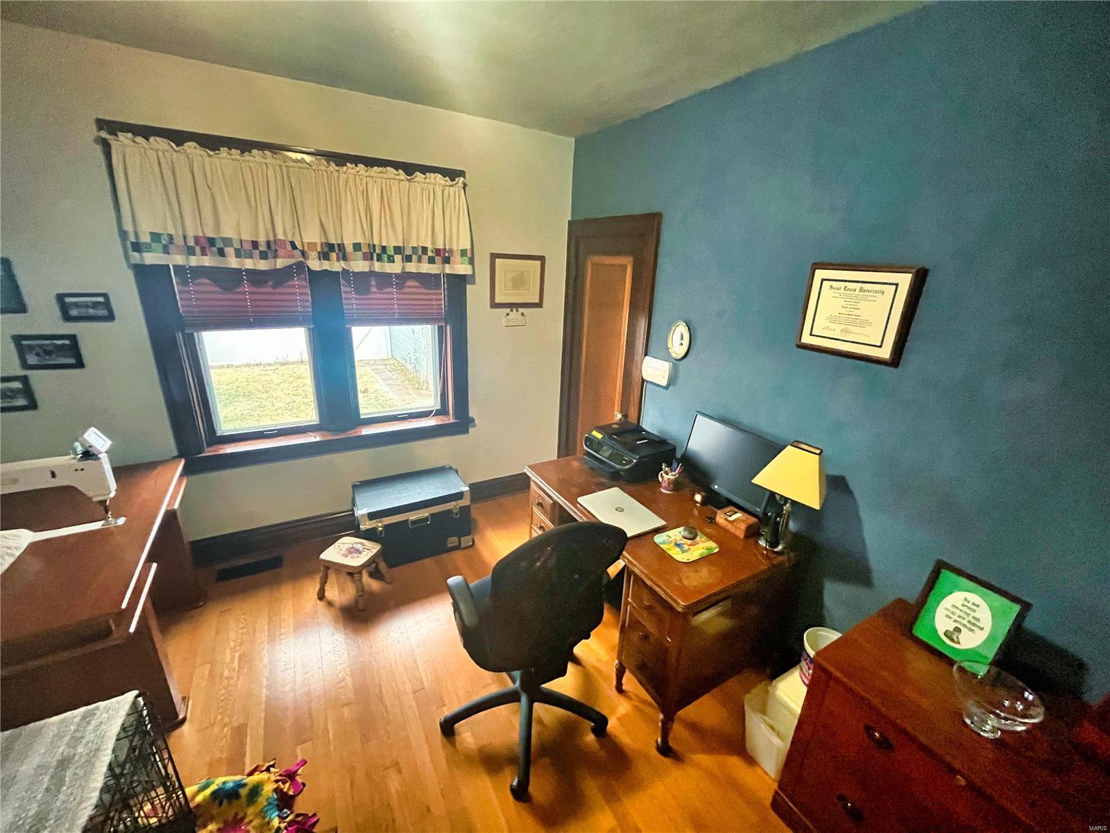 5721 Rhodes Avenue St. Louis, MO 63109 - Photo 11 of 23 Gallery Image 11